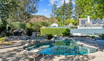 28925 Medea Mesa Rd, Agoura Hills, CA 91301