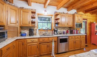 3382 Antioch Greggs Rd, Adel, GA 31620