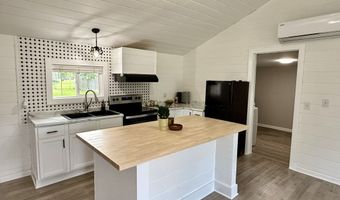 607 Ellenhurst Dr, Anderson, IN 46012