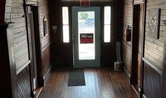 133 Ave E, Apalachicola, FL 32320