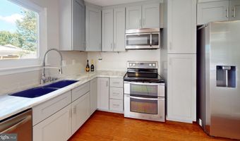 15511 PEACH WALKER Dr, Bowie, MD 20716