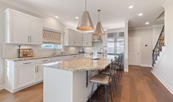 8326 Sidney Gautreaux Rd, Abbeville, LA 70510