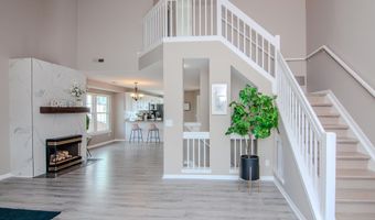 1892 Lindsay Ln, Ann Arbor, MI 48104