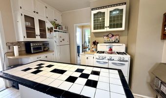 600 Hovland St, Bisbee, AZ 85603
