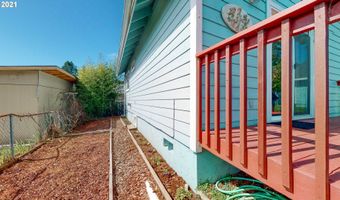 545 HASSETT St, Brookings, OR 97415