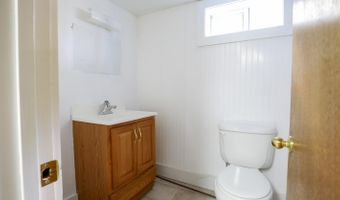 671 Essex St, Bangor, ME 04401