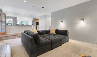 7521 Labrador Cir, Anchorage, AK 99502