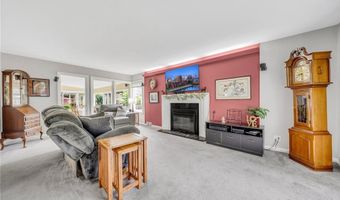 53 Jordan Rd, Amherst, NY 14221