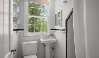 4009 64TH St, Bethesda, MD 20816