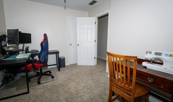 6393 Barberry Dr, Avon, IN 46123