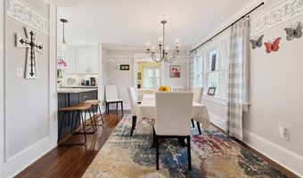 9 Ocean Ave, Amityville, NY 11701