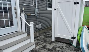 21 Drake Dr, Bayville, NJ 08721