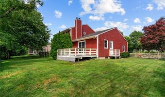 43 Peckham Pl, Bristol, RI 02809