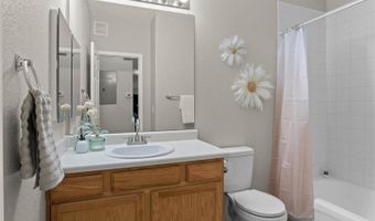 7160 S Wenatchee Way #B, Aurora, CO 80016