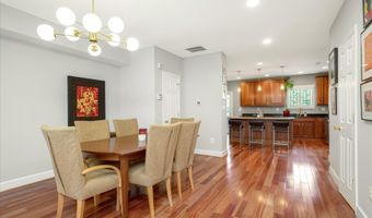 323 T St NW, Washington, DC 20001