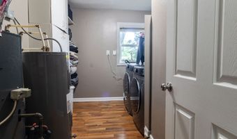 2011 Rosewood Ave, Anderson, IN 46011