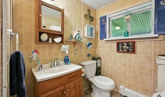 821 China Rd, Albion, ME 04910