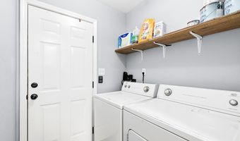 978 Grandmas Pl, Baker, FL 32531