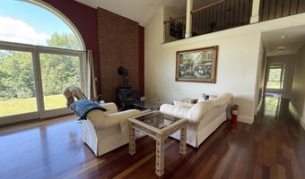 392 Sicard Rd, Brookfield, VT 05036