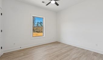 1165 Duke Dr, Bauxite, AR 72011