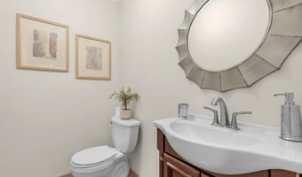1 PINEY MEETINGHOUSE Ct, Potomac, MD 20854