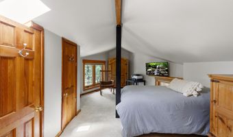 63220 Johnson Rd, Bend, OR 97703