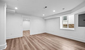 308 FOUNTAIN St, Philadelphia, PA 19128