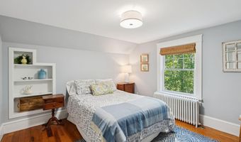 48 Patterson St, Augusta, ME 04330