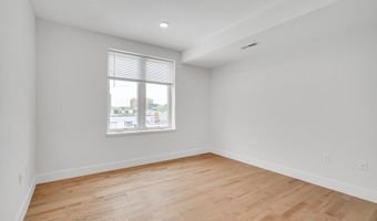 50 Hichborn St 308, Boston, MA 02135