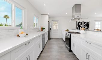 6976 Princess View Dr, San Diego, CA 92120