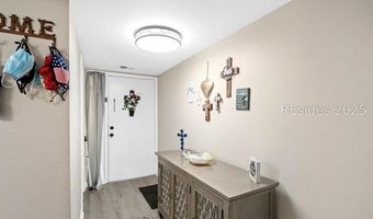 3 Marsh Harbor Dr 3E, Beaufort, SC 29907