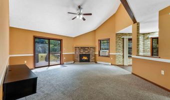 28 Penn Forest Trl, Albrightsville, PA 18210