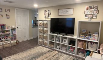 35 High St, Burrillville, RI 02859