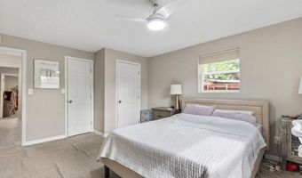 325 SARGO Rd, Atlantic Beach, FL 32233