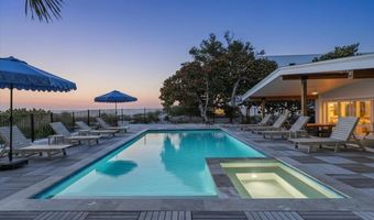 102 TUNA St, Anna Maria, FL 34216
