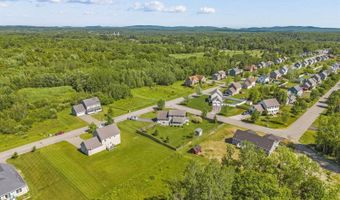 174 Rolling Meadow Dr, Bangor, ME 04401