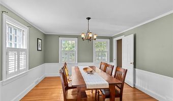 72 Ferry Ln, Barrington, RI 02806