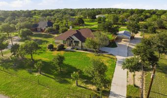 1009 Bluebonnet Ln, Adkins, TX 78101