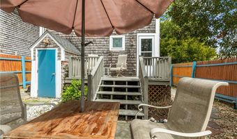 12 Callender Ave, Newport, RI 02840