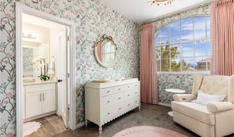 9573 World Cup Dr, Las Vegas, NV 89117