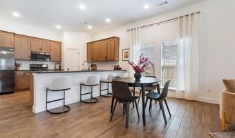 5905 NW Ettie May St, Bentonville, AR 72713