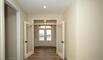 1018 Bluestem Cir, Baldwin City, KS 66006