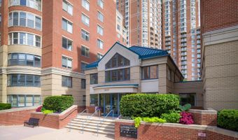 3835 9TH St N 504W, Arlington, VA 22203