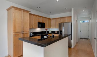 16985 NW SHADOW HILLS Ln, Beaverton, OR 97006