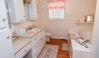 1579 Van Buren Rd, Barnesville, GA 30204