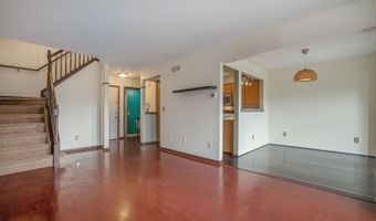 3088 Village Cir, Ann Arbor, MI 48108