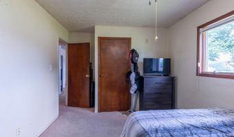 3075 Wessex Ct, Columbus, OH 43232
