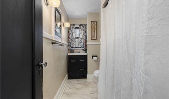 655 Oxford Ave, Akron, OH 44310