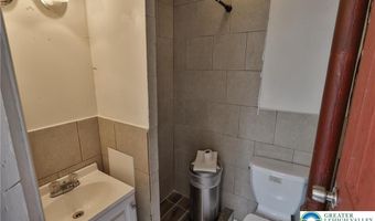 1138 W Maple St, Allentown, PA 18102