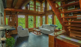 58 River Rd, Abbot, ME 04406